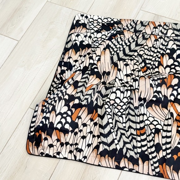 TED BAKER LONDON Black Beige FEATHERS Set Of 2 King Size Pillow Shams 20” X 36” - Picture 3 of 8